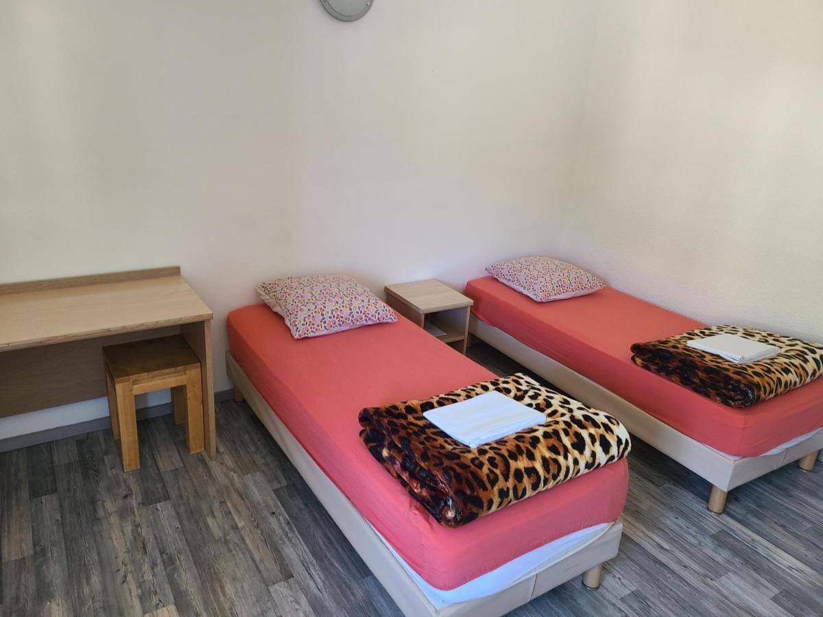 Hotel De La Gare Briancon  Ngoại thất bức ảnh
